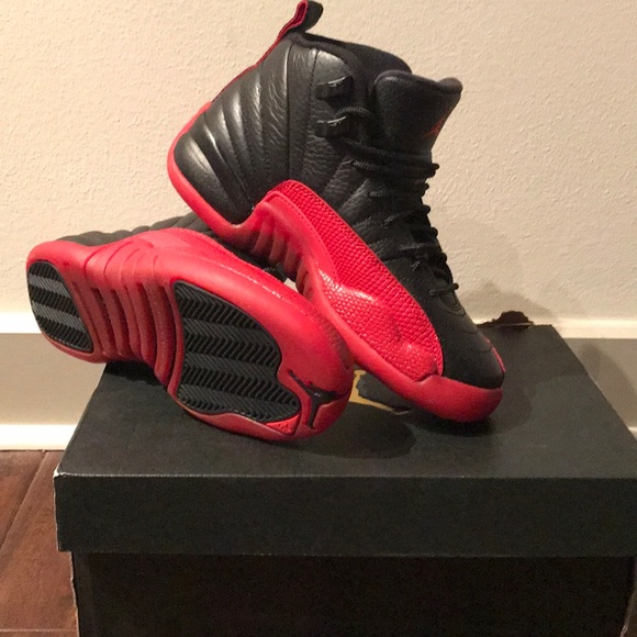 Air Jordan Other - Retro Flu Game Jordan 12s